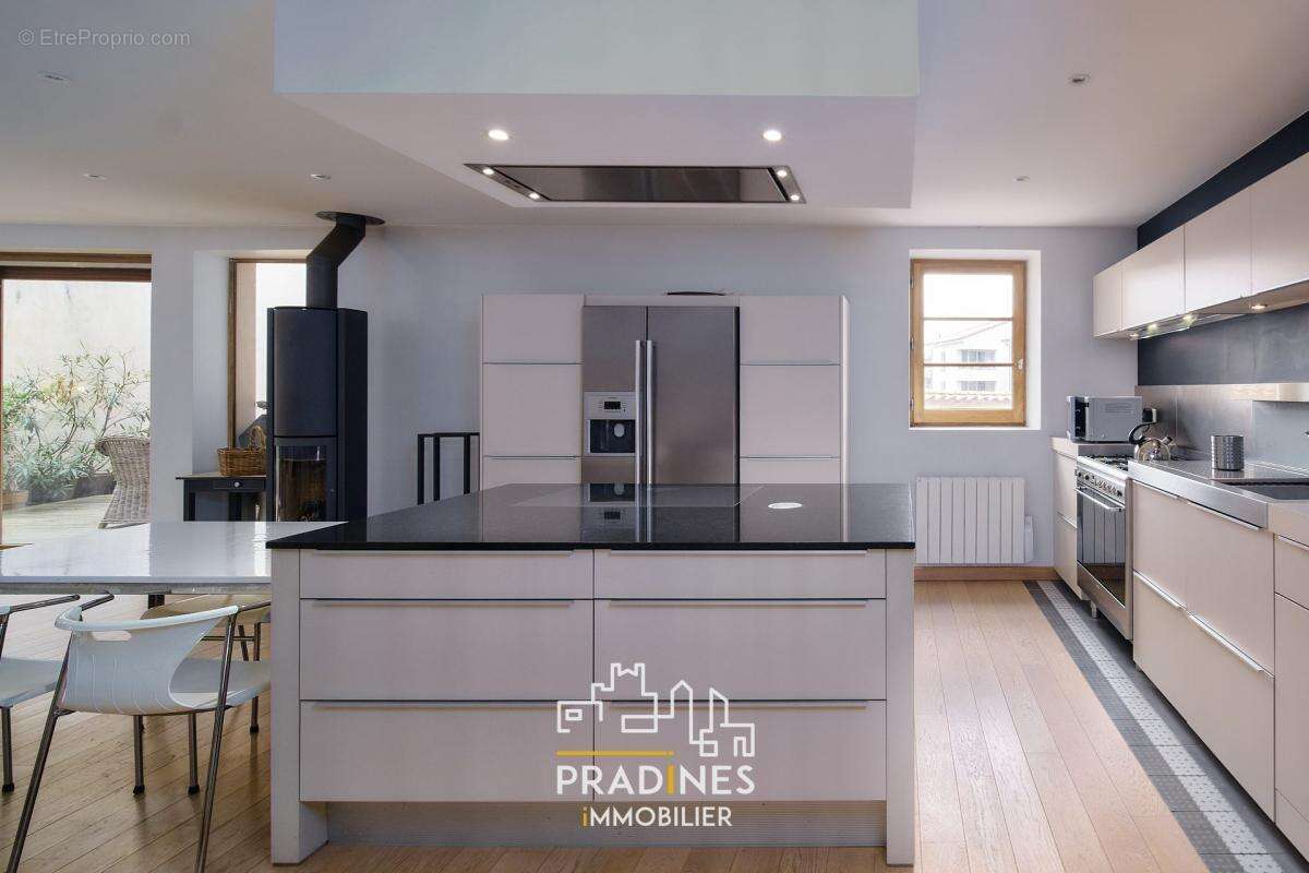 Appartement à MORNANT