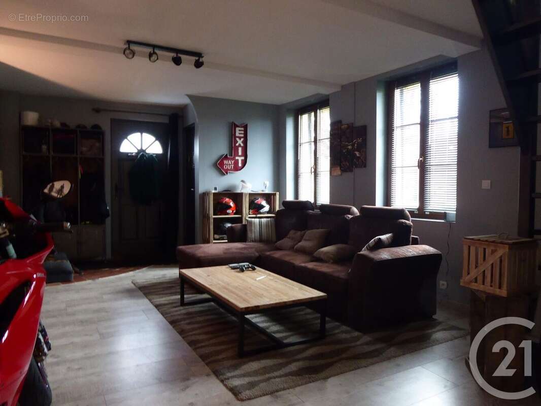 Photo 2 - Maison à BERNEUIL-EN-BRAY