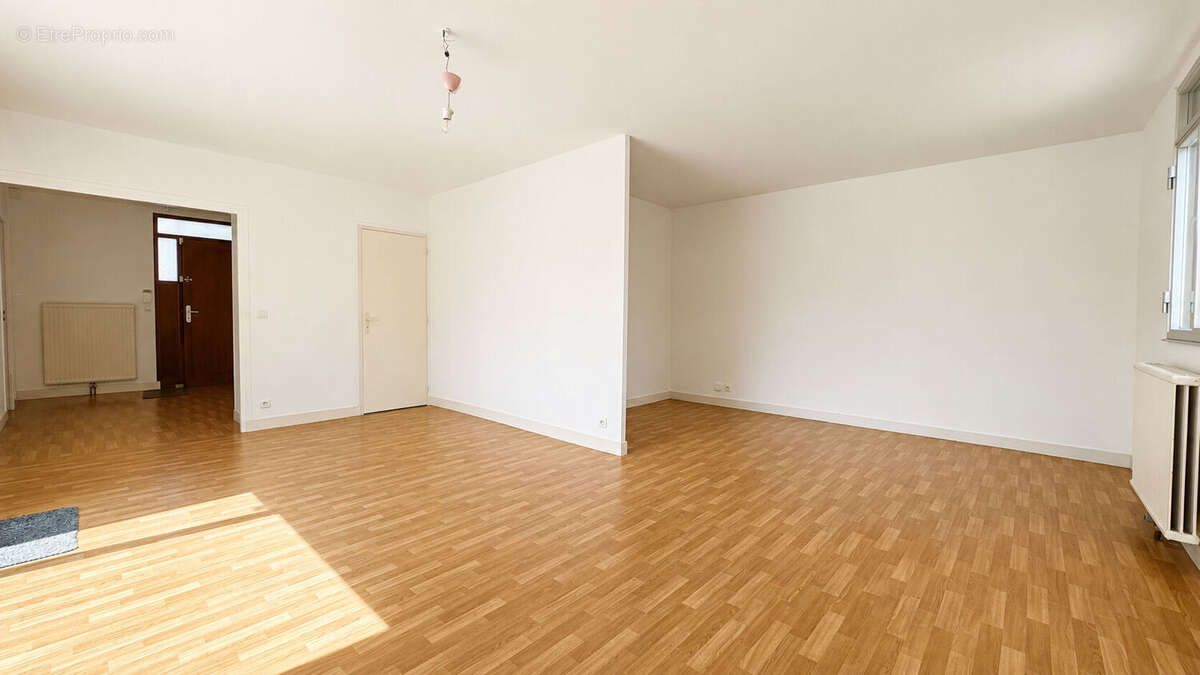 Maison 97m² à orléans - photo 8