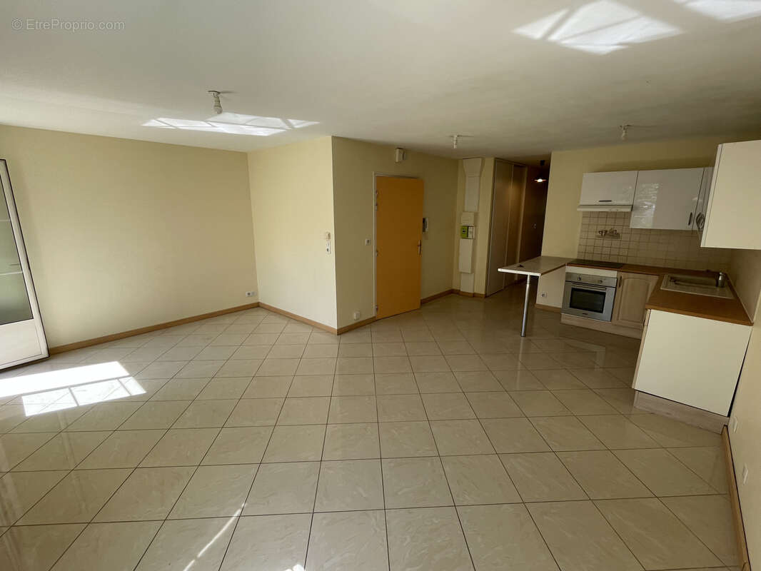 Appartement à ASNIERES-SUR-OISE