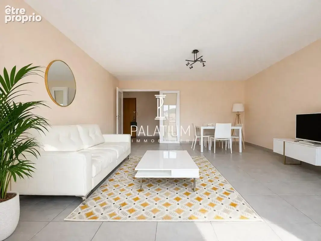 Spacieux appartement traversant trois pièces - photo 2