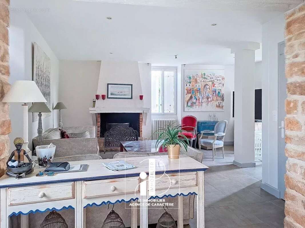 Maison à NOISY-SUR-ECOLE