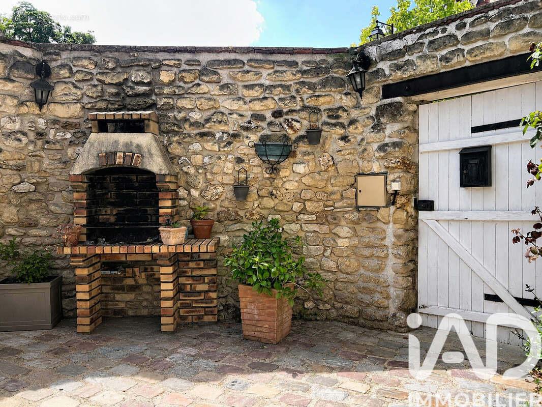 Maison 153 m² à La Falaise  - photo 3