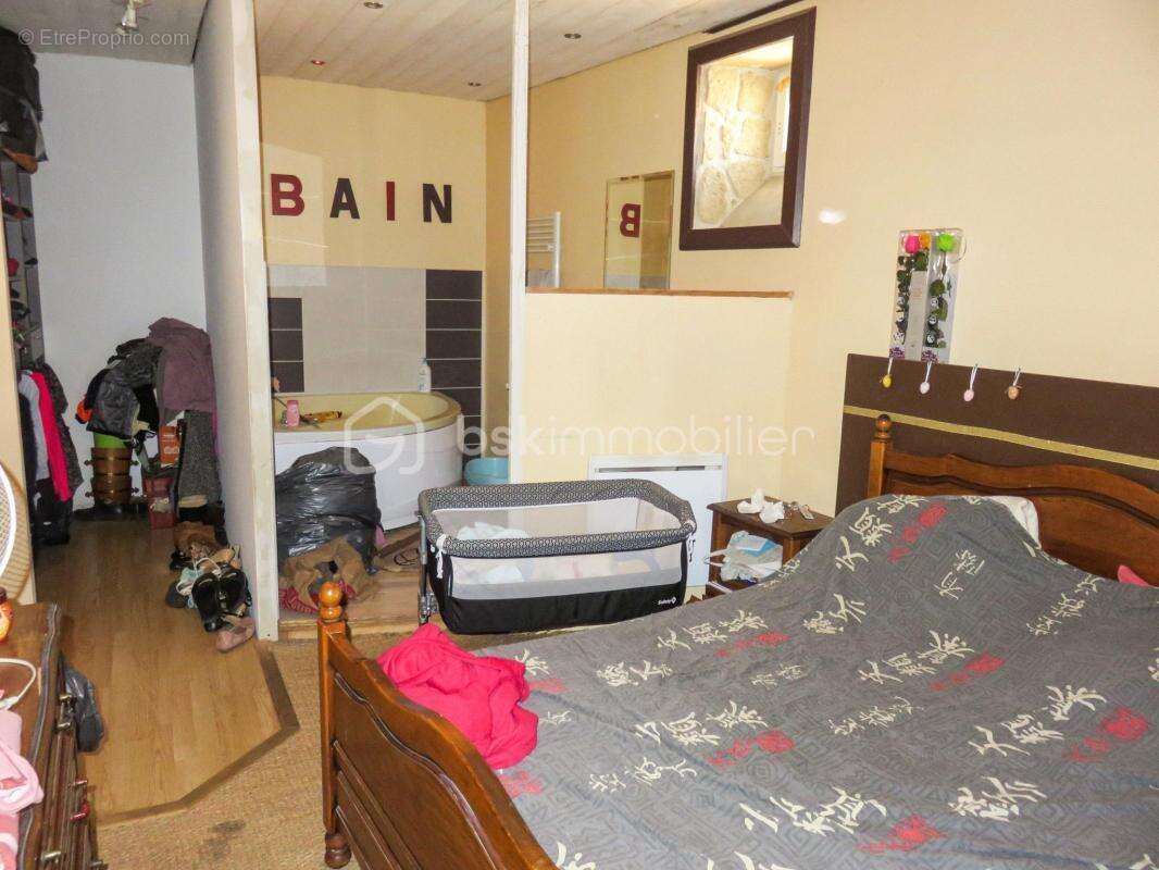 À 5 minutes de lézignan-corbières – maison de village r+2 avec remise – 5 chambres dont une suite parentale – vendue louée – idé - photo 10