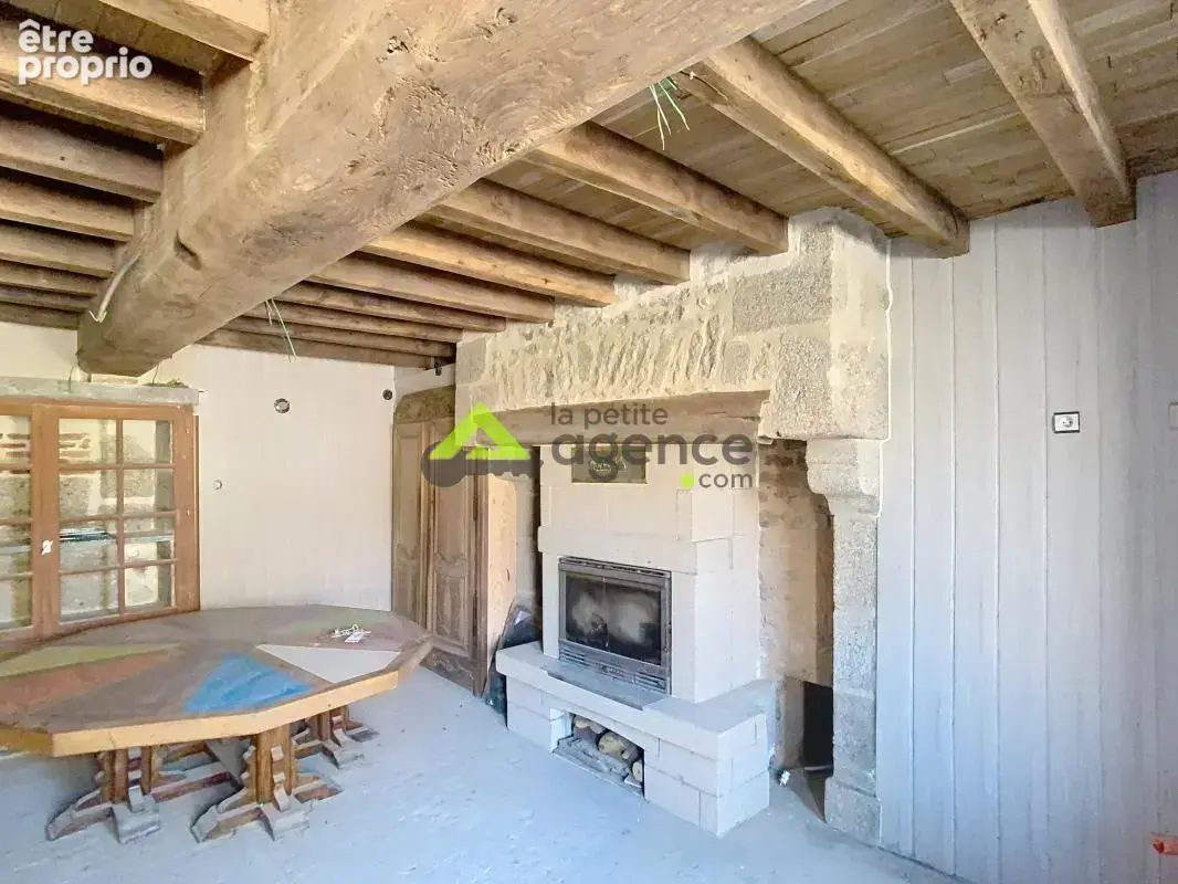 Maison de village à finir de restaurer - photo 1