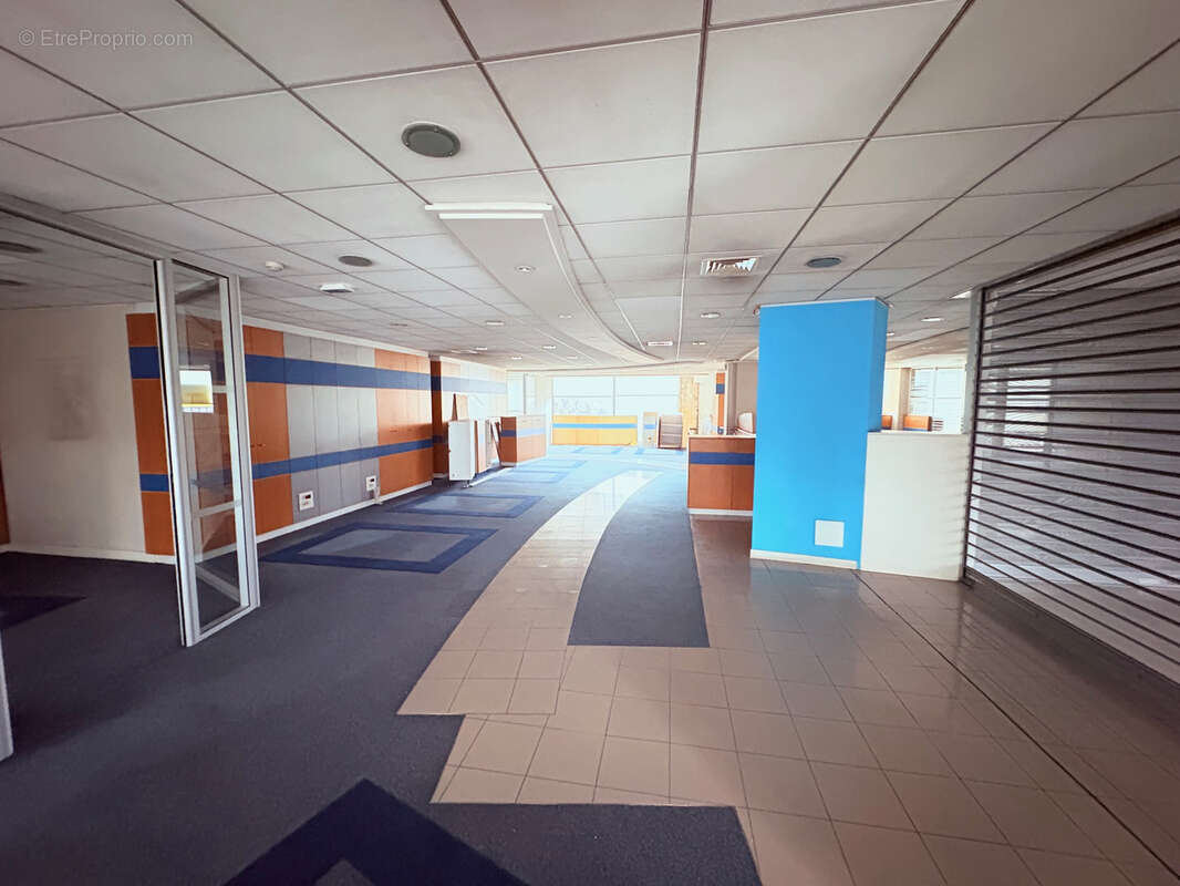 Commerce à VIRY-CHATILLON