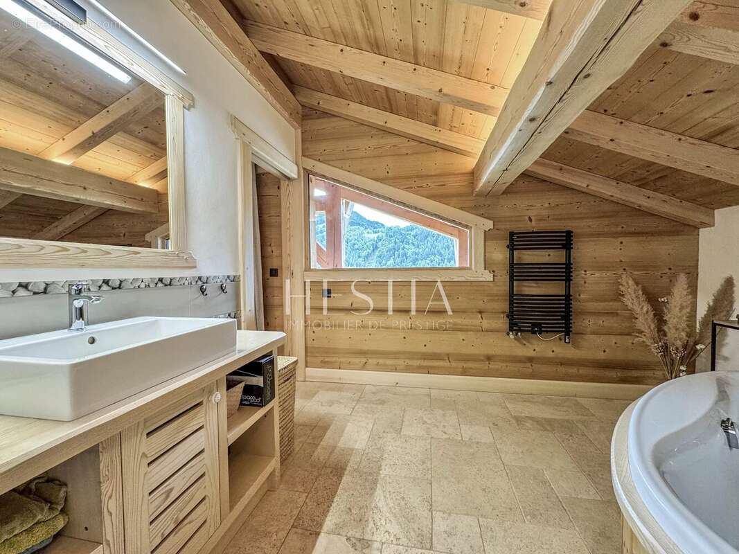 Maison à SAINT-NICOLAS-LA-CHAPELLE