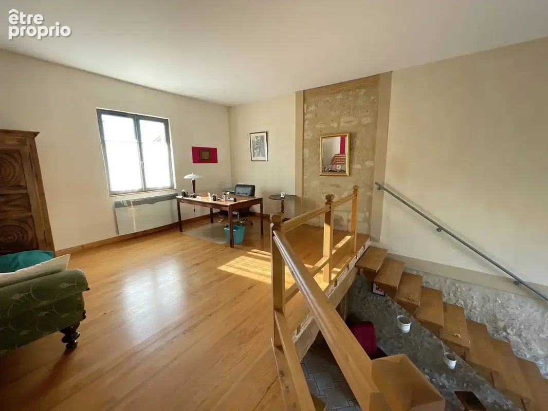 MARCIAC   Rare en cœur de ville ! Superbe maison de caractère de plus de 180 m2 avec jardin et dépendances - photo 7