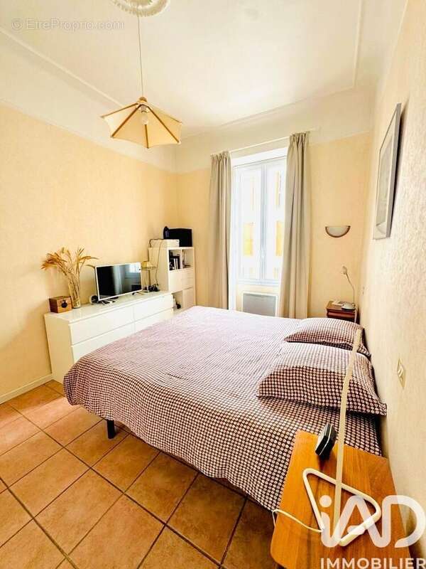 Appartement 100 m² à Marseille-6e  - photo 7