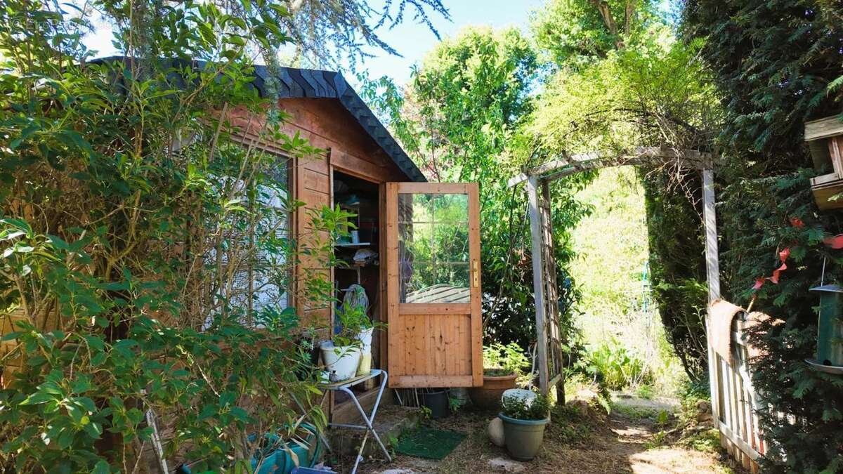 Maison à CLAIREFONTAINE-EN-YVELINES