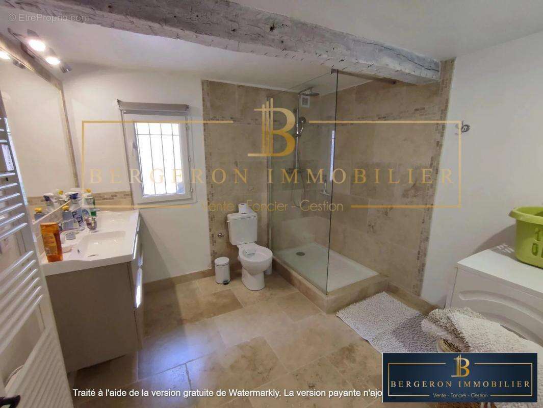 Maison à SAINT-CEZAIRE-SUR-SIAGNE