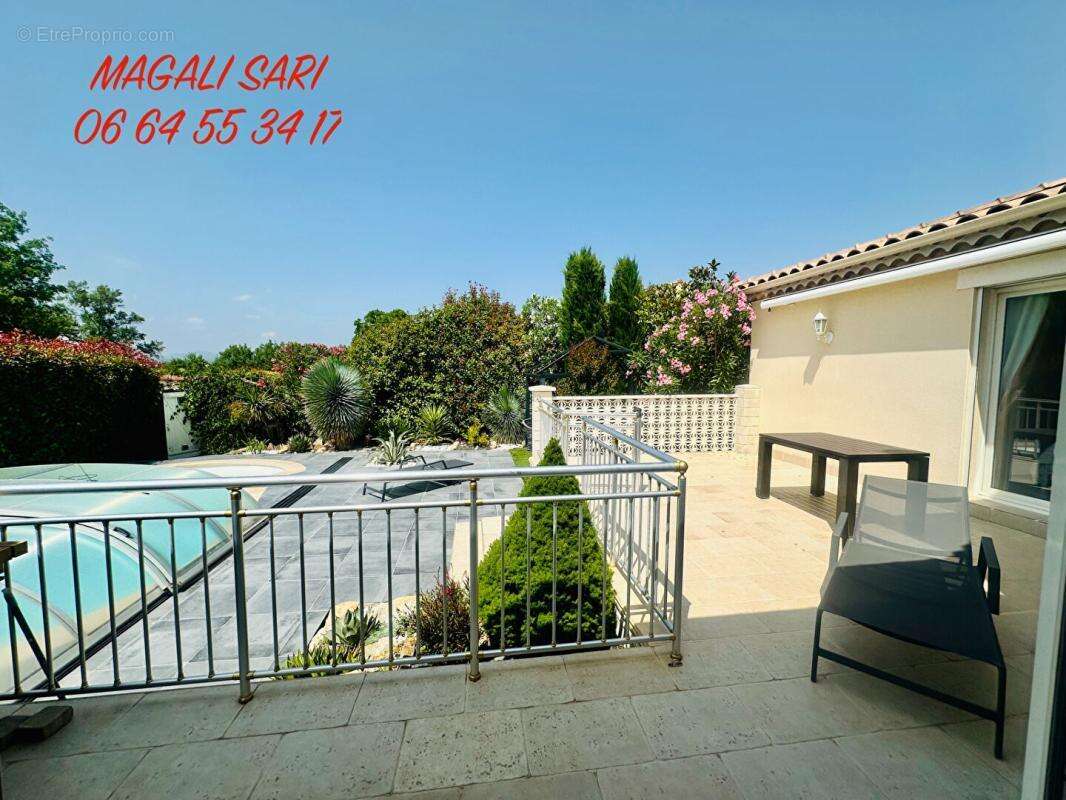 Maison à SAINT-HILAIRE-DE-BRETHMAS