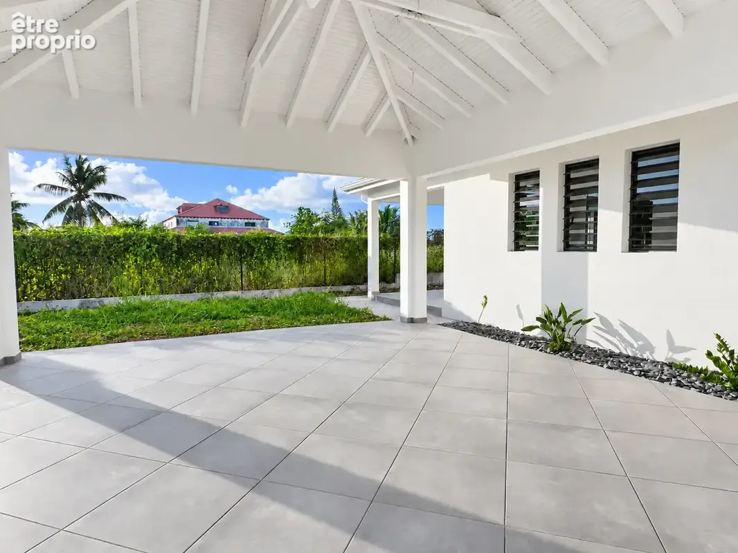 Villa contemporaine de plain-pied avec terrain piscinable - photo 22
