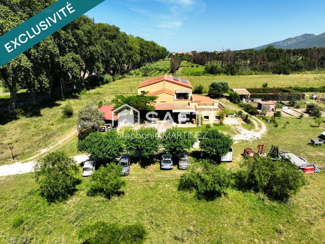 Maison 271 m² à Saint-Genis-Des-Fontaines  - photo 3