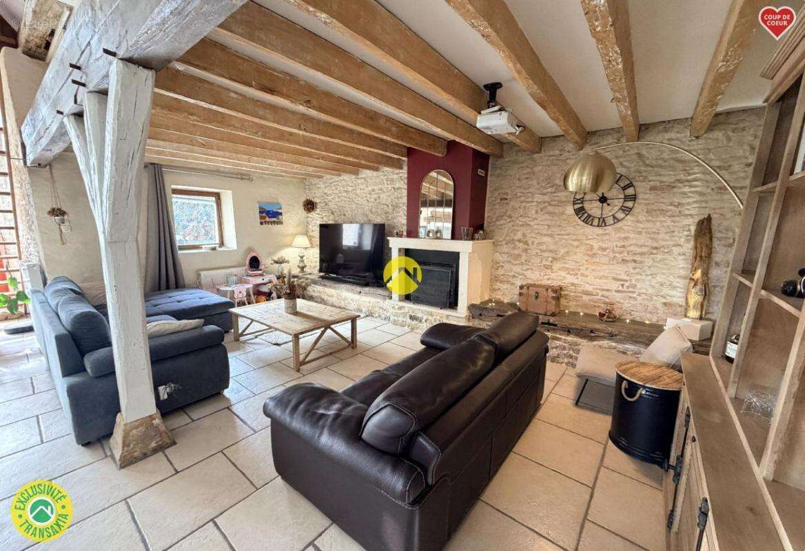 Maison à CHATEAUNEUF-SUR-CHER