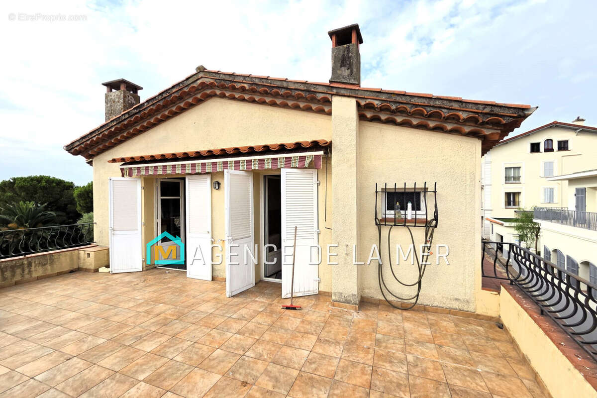Appartement 685 m² à Mandelieu-La-Napoule  - photo 4