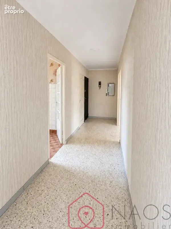 Aux portes de Six Fours les Plages grand T3 de 65 m2 - photo 10