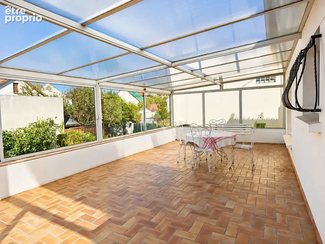 Maison non mitoyenne ,Neuilly Sur Marne 2 pièce(s) 133m² - photo 4