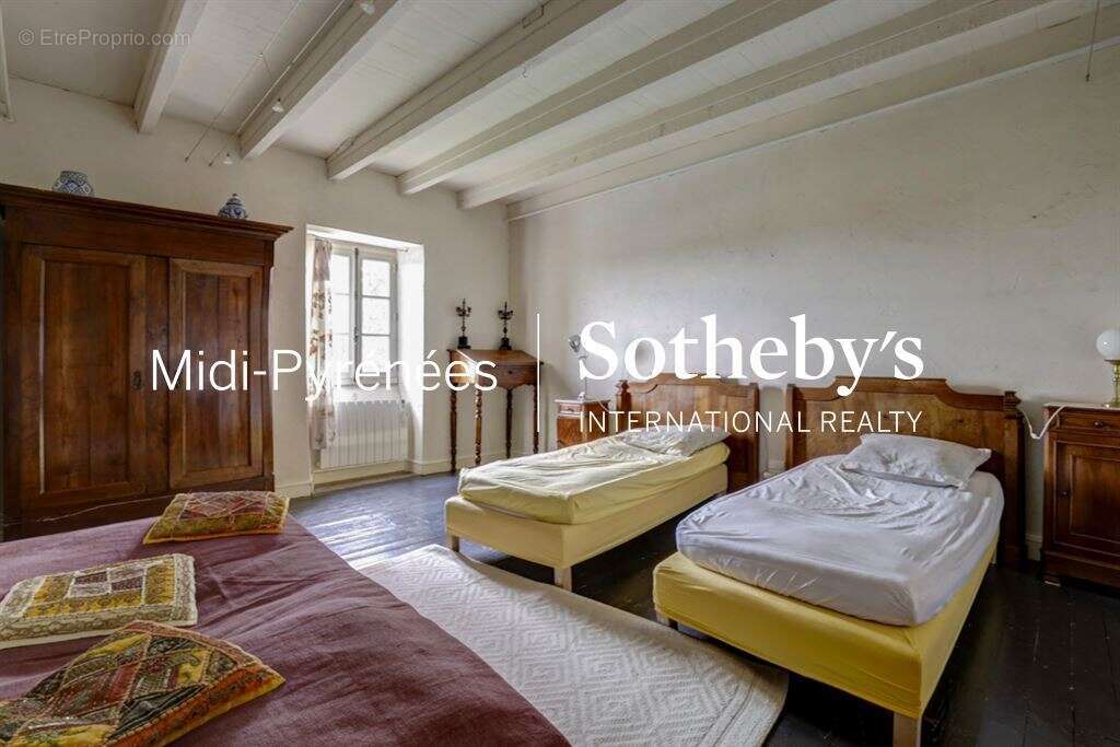 Maison à CESTAYROLS