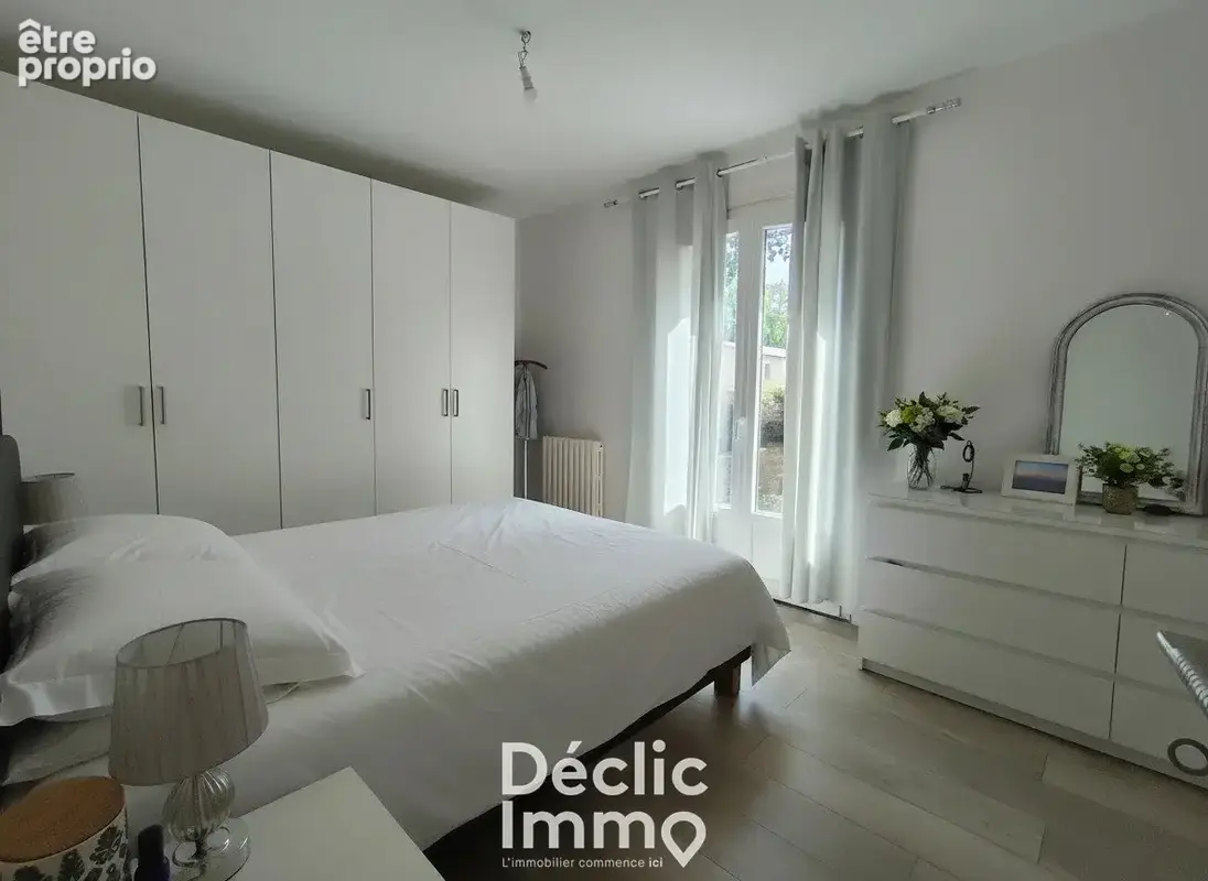 Maison familiale de 156 m² avec dépendance pro sur 2700 m² de terrain MAGNAC SUR TOUVRE - photo 10