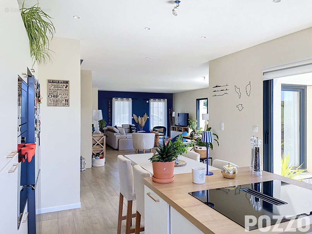 A VENDRE Maison Contemporaine  de 161 m2 - photo 2