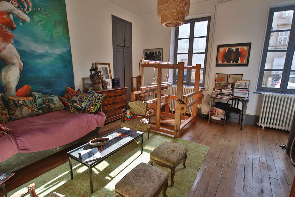 Appartement à MOULINS