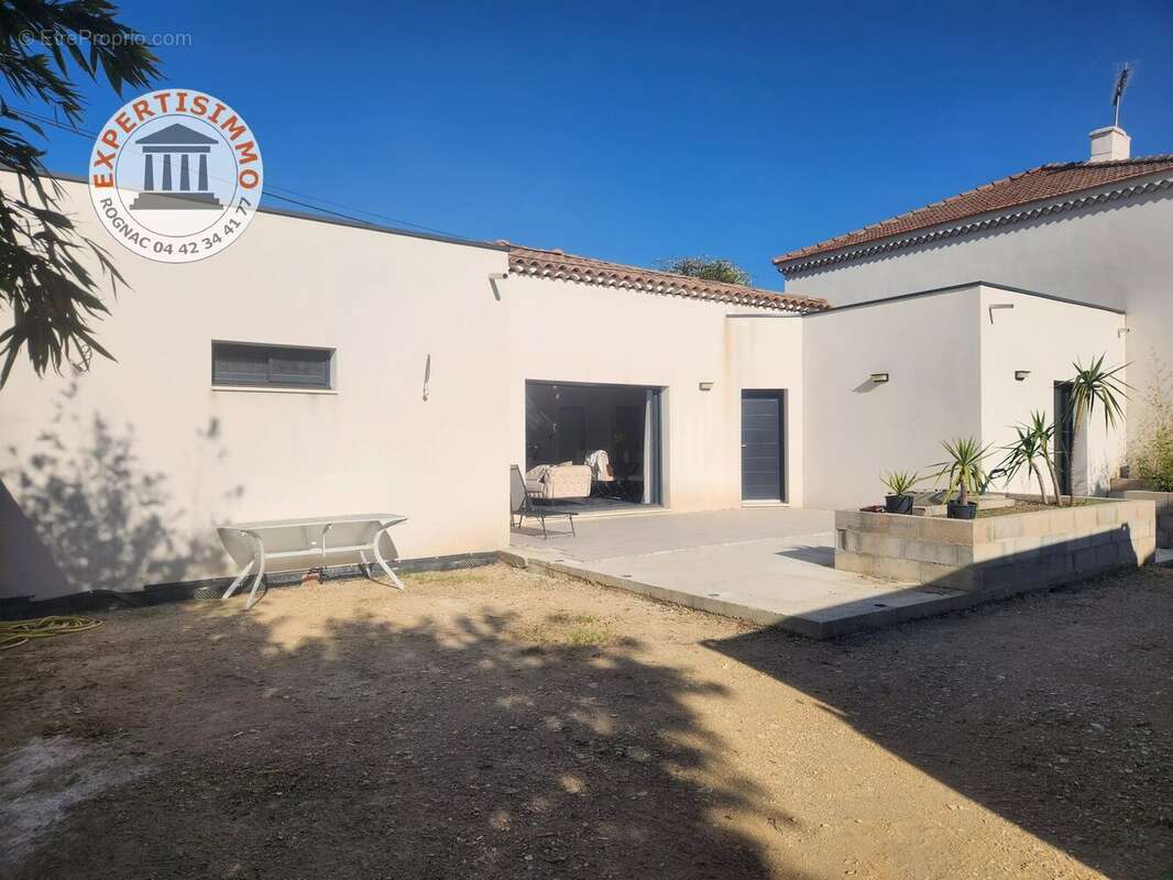 Maison à ROGNAC