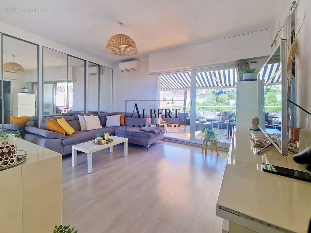 Cannes Stanislas – Élégant appartement toit-terrasse avec vue mer - photo 5