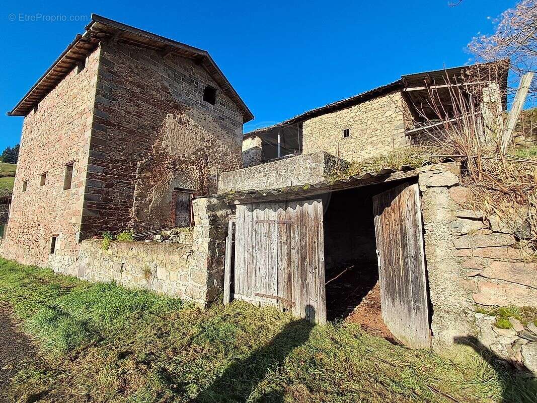 Maison à SAINT-NIZIER-D'AZERGUES
