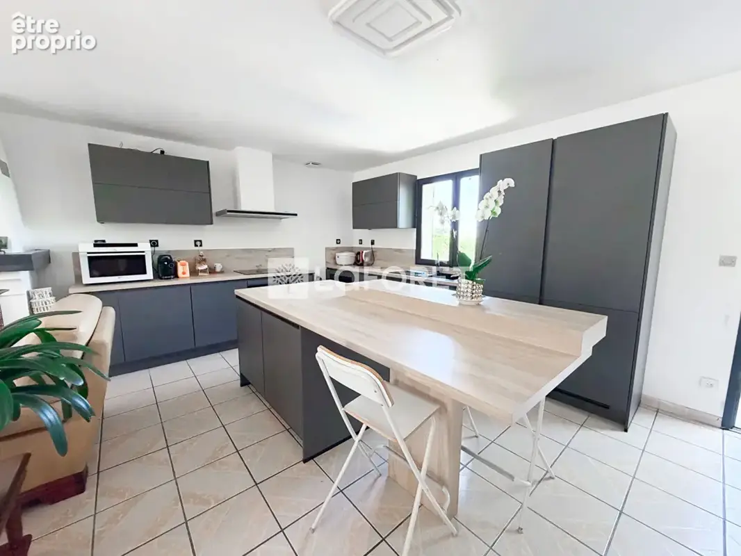 Maison Fontaine La Mallet 6 pièce(s) 142 m2 - photo 6