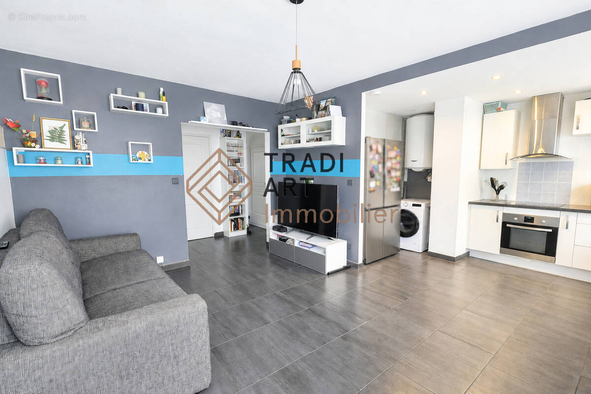 Appartement à SAINT-MICHEL-SUR-ORGE