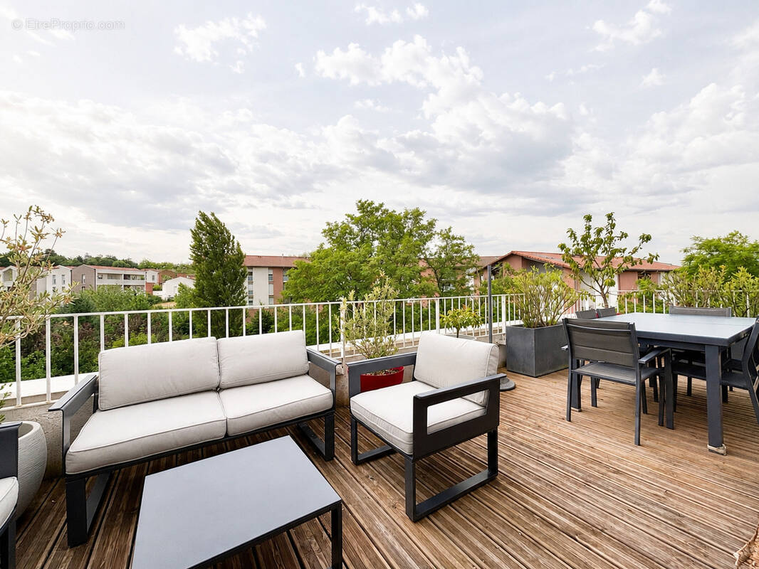 Appartement à QUINT-FONSEGRIVES