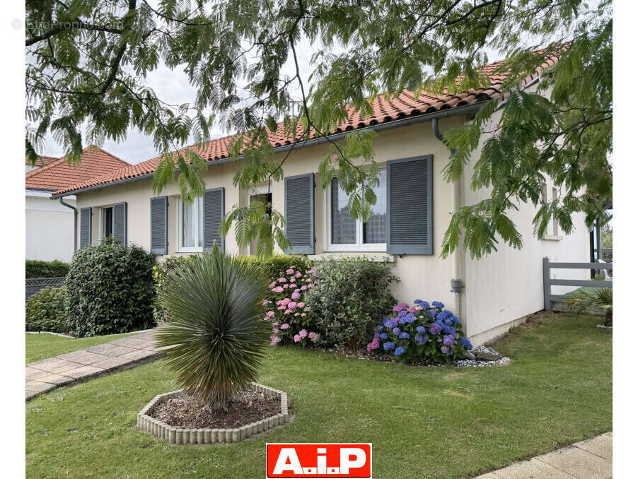 Maison à LA CHATAIGNERAIE