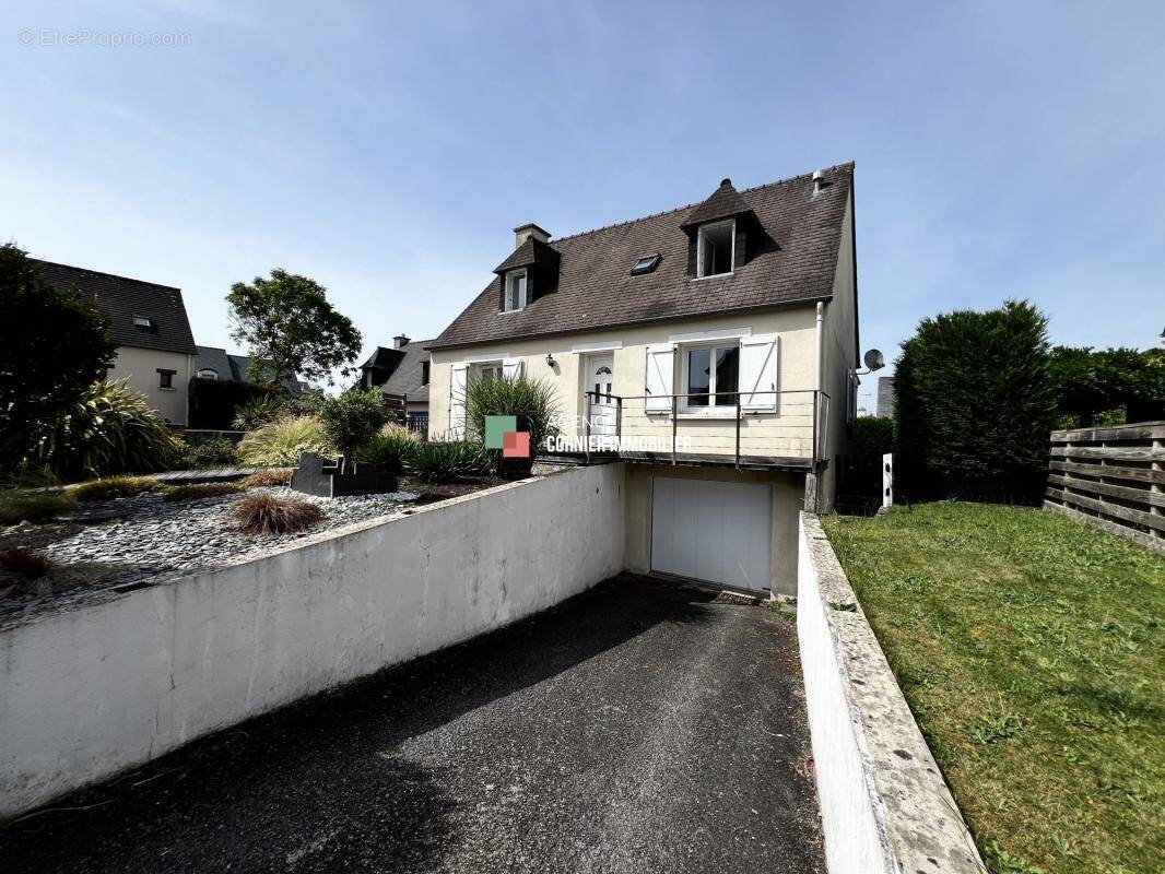 Maison à NOYAL-SUR-VILAINE