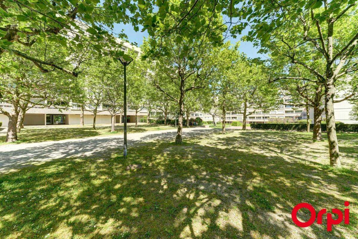 Appartement à CALUIRE-ET-CUIRE