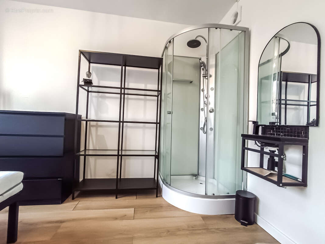 Appartement à VILLE-LA-GRAND