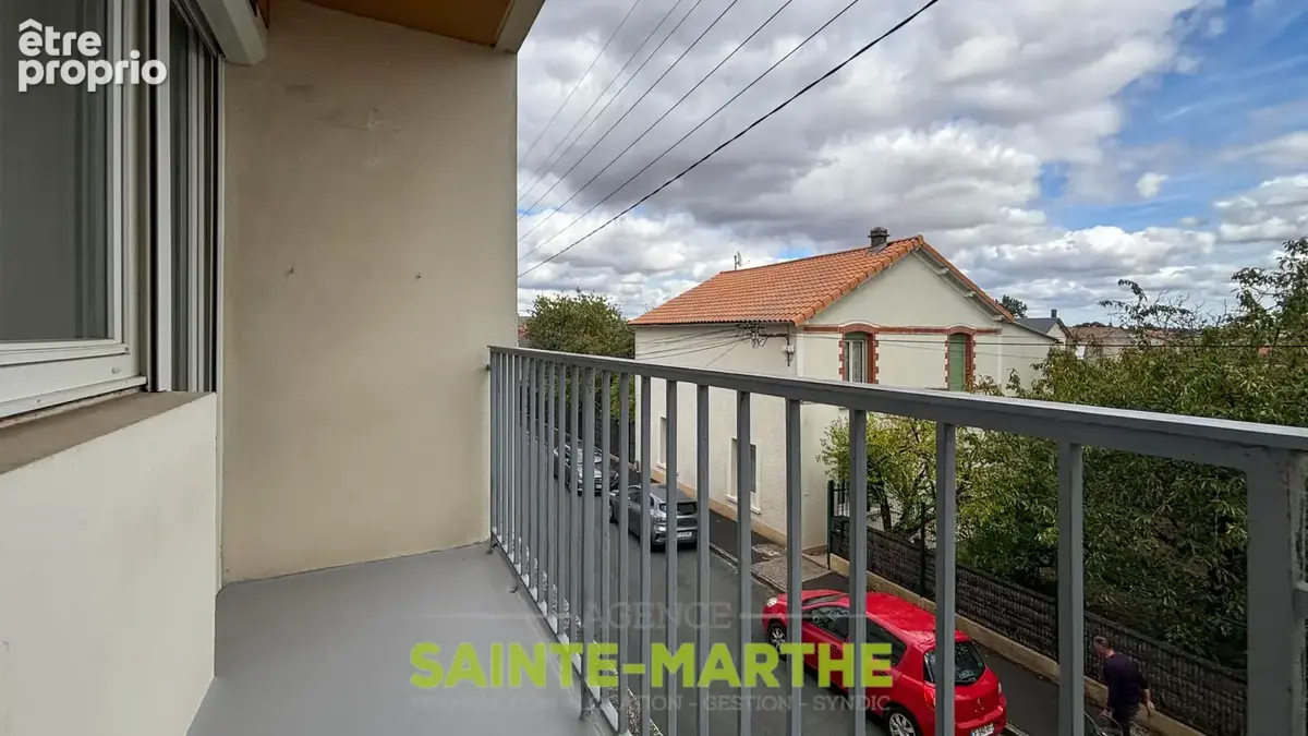Niort, appartement 3 chambres, balcon, garage. - photo 7