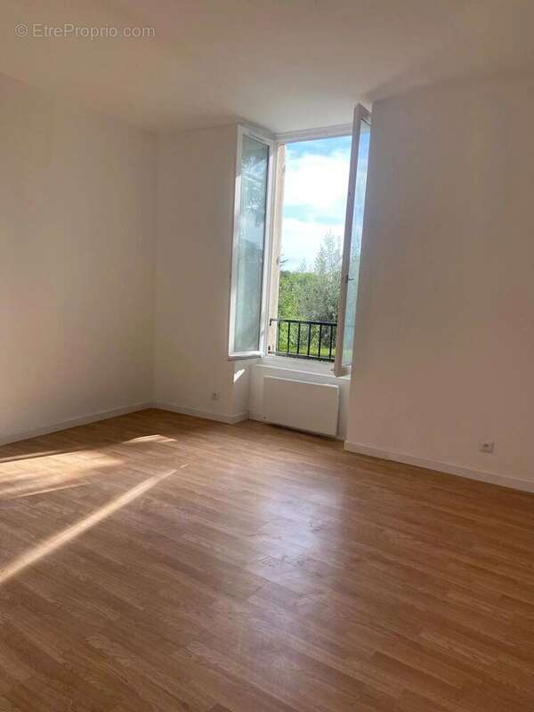 Appartement à VILLENEUVE-SAINT-GEORGES