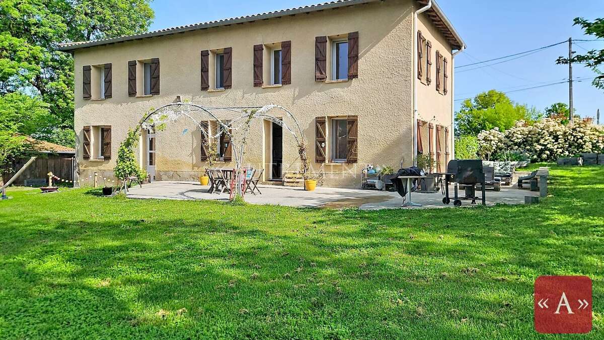 Maison à SAINT-SULPICE