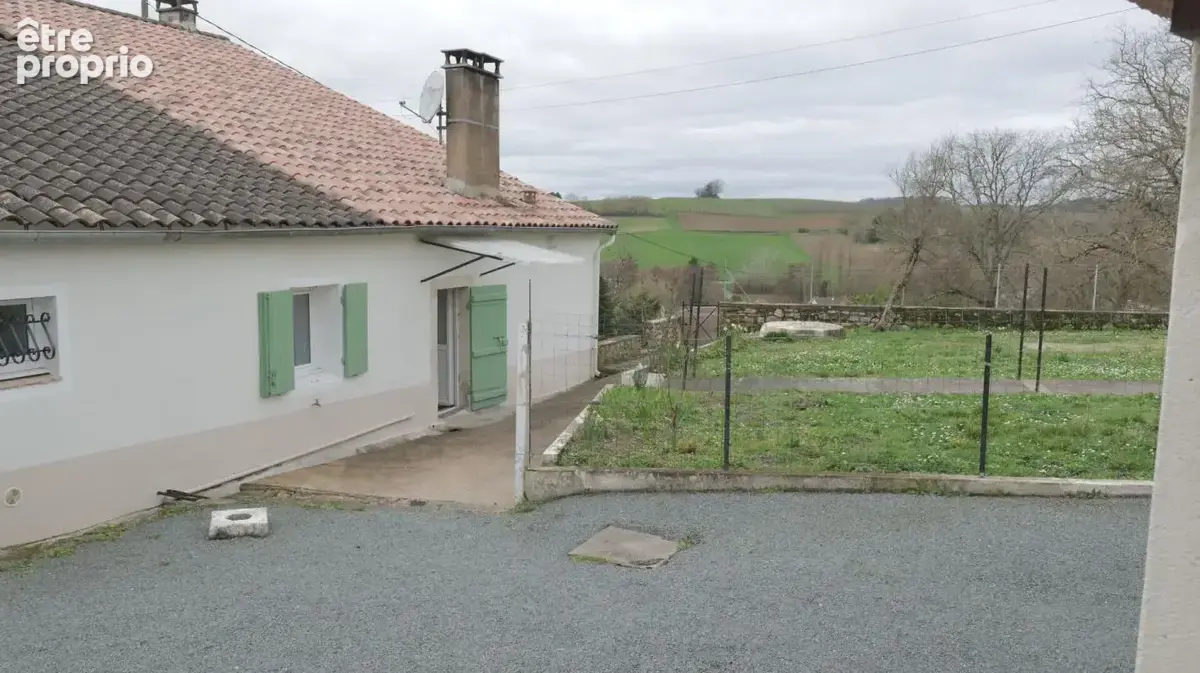 Maison à ESCLOTTES