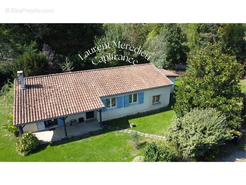 Maison à SALLEBOEUF