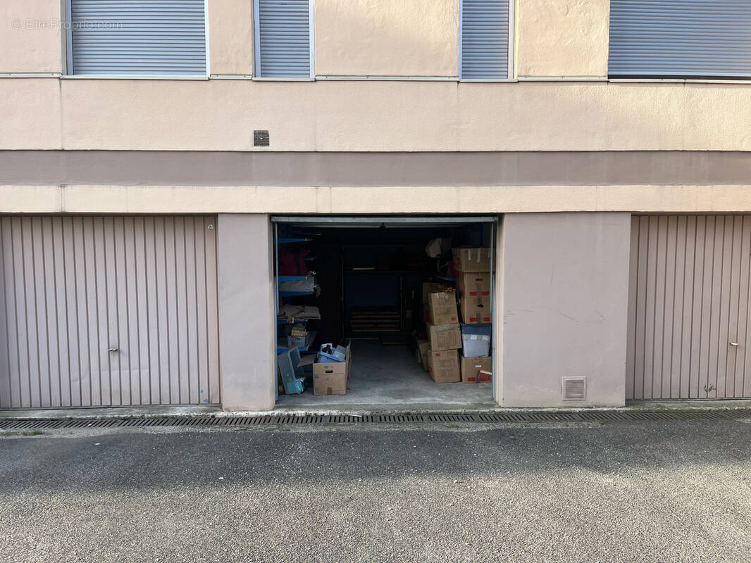 Parking à BOURG-EN-BRESSE