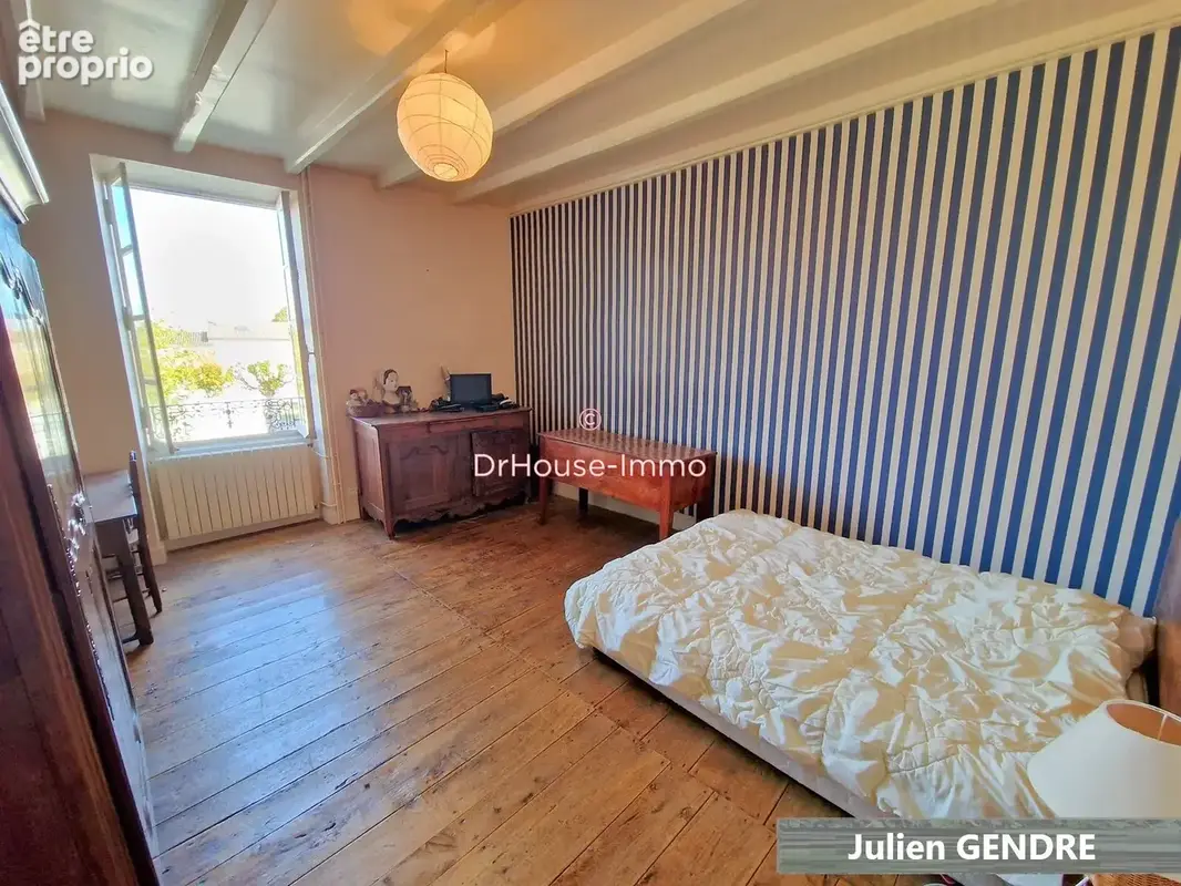 Maison 14 pièces 337 m² à vendre à Brioux-Sur-Boutonne (79170) - photo 18