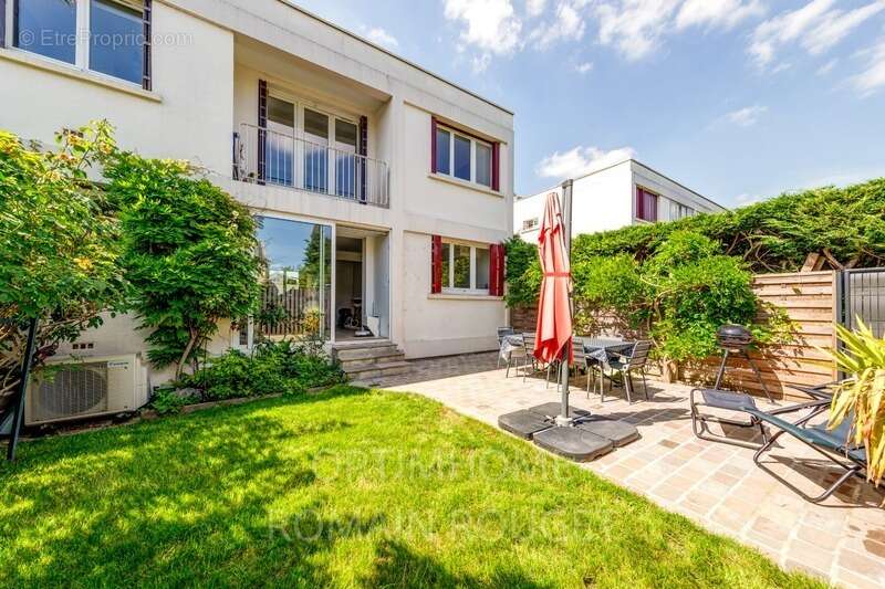Maison à CROISSY-SUR-SEINE