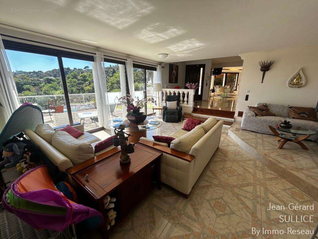 Maison à ROQUEBRUNE-CAP-MARTIN