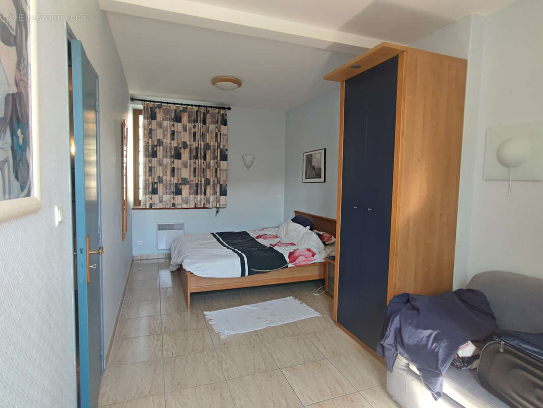 Appartement à LA REDORTE