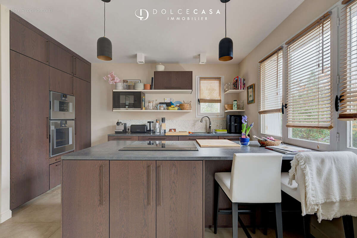 Maison à LE PERREUX-SUR-MARNE