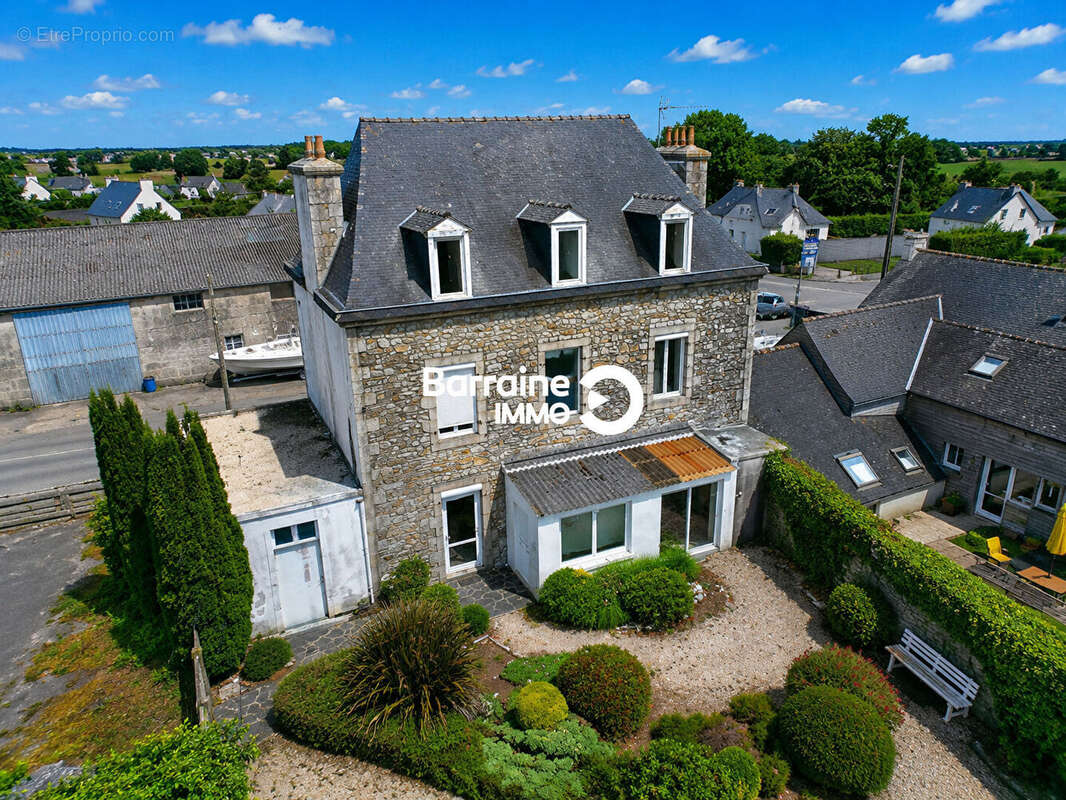 Maison à PLOUENAN