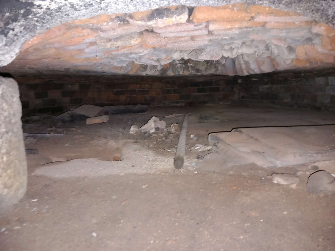 Maison à CHATELUS-LE-MARCHEIX