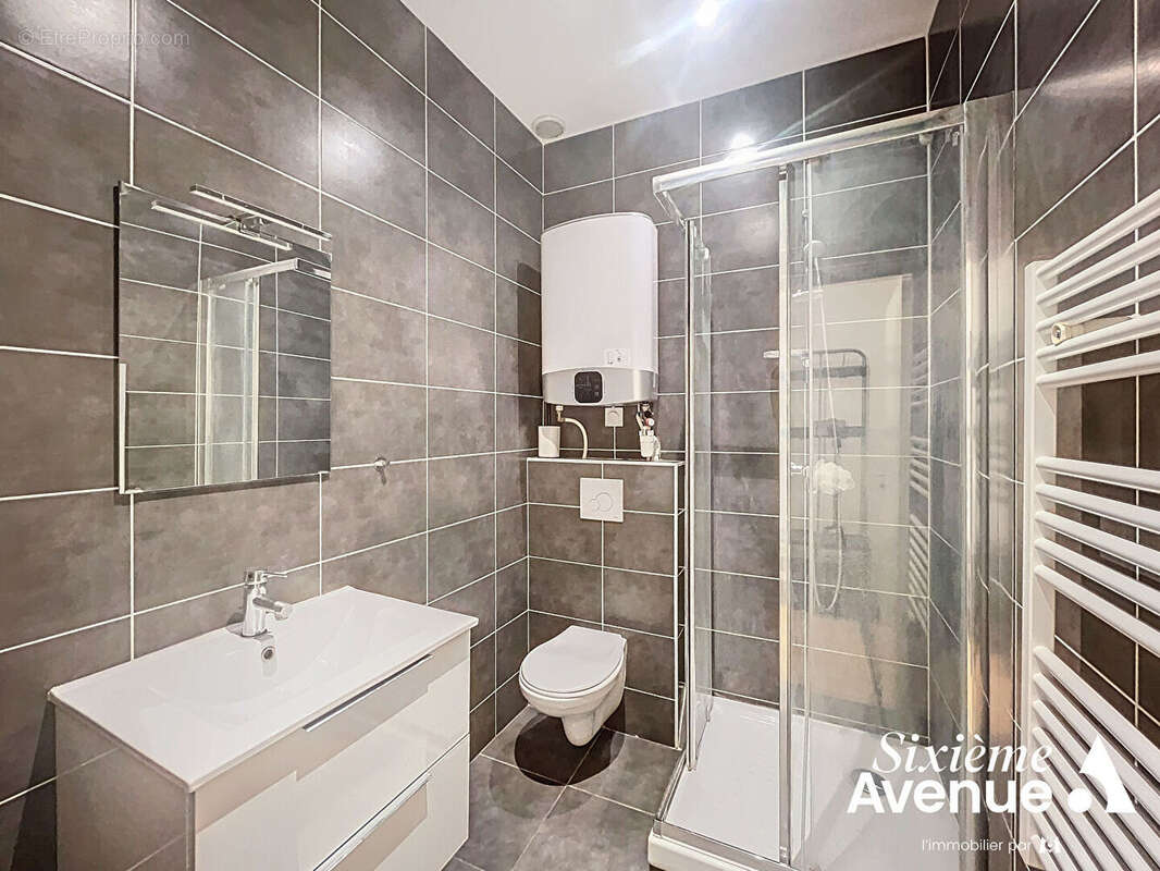 Appartement à LYON-8E